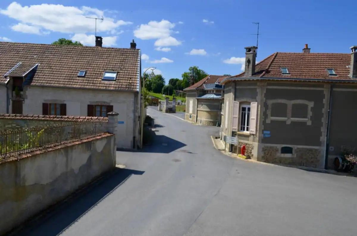 Pargny-les-Reims Agreable Maison Petit Jardin A 7 Minutes De Reims מראה חיצוני תמונה